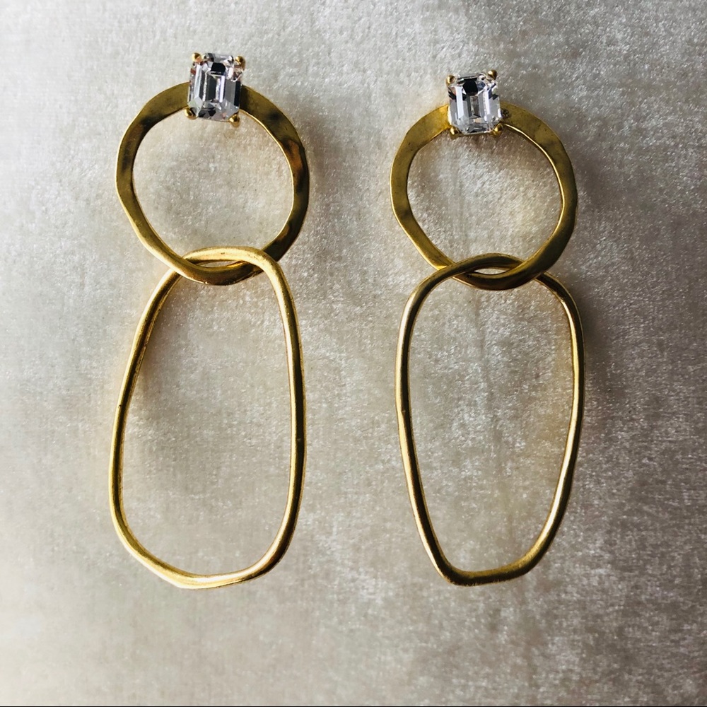 Double-Link & Crystal Earrings